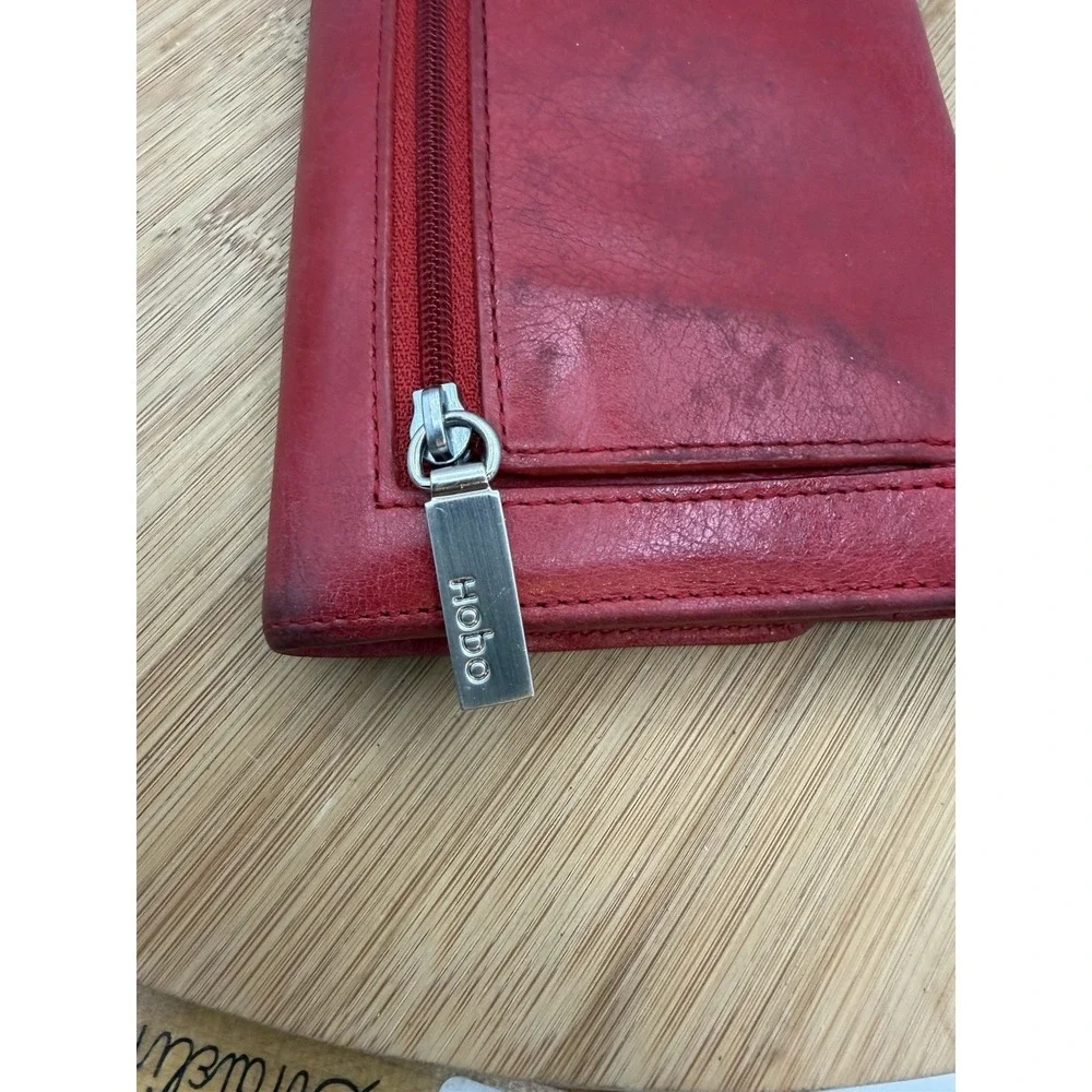HOBO‎ INTERNATIONAL Ruby Red Leather Clutch Clean Inside Magnetic
